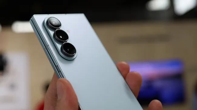 Samsung Galaxy Z Fold 7 Featured Image